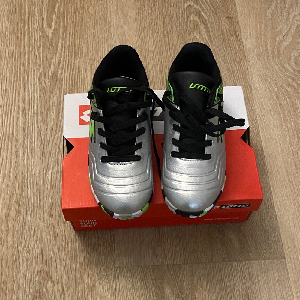 Lotto Kids Sneakers - Silver and Green - Picture 2 of 4